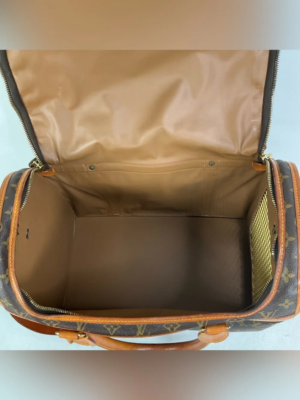 Louis Vuitton Monogram Sac Chien 40 Pet Carrier Dog Bag With Shoulder Strap